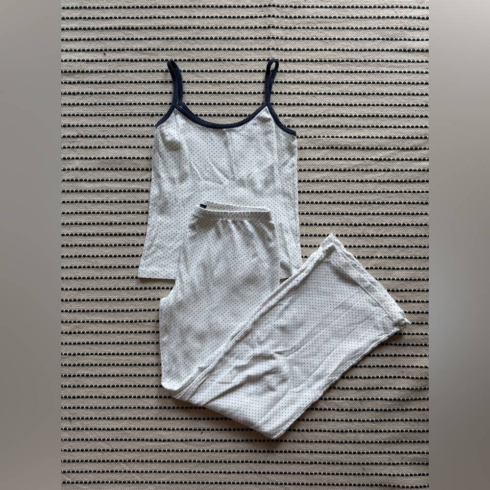 SOLD!! PLEASE DO NOT BUY!! NWOT Rare Brandy Melville John Galt Blue Polka Dot